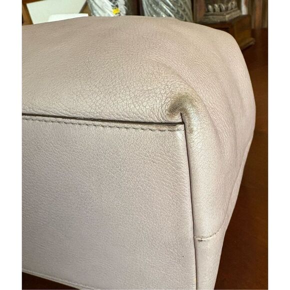 COACH - EUC Madison East/West Tote in Mauve Pebbled Leather with Chain Detail - Picture 13 of 16